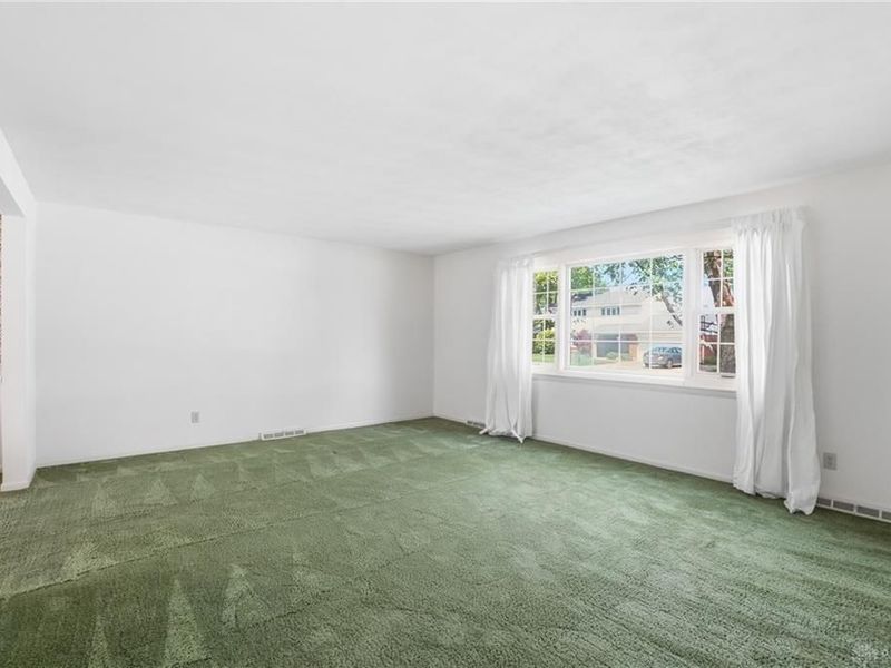 948 Malone Avenue, Kettering, OH 45429 Photo 10