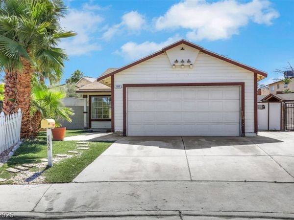 1300 Wintergreen Drive, Las Vegas, NV 89128