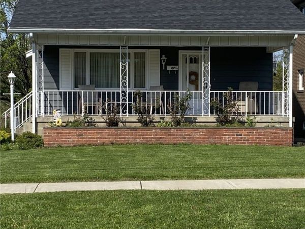 523 N Main St , Masontown, PA 15461