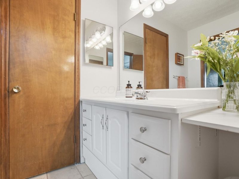 488 Clark State Road, Columbus, OH 43230 Photo 18