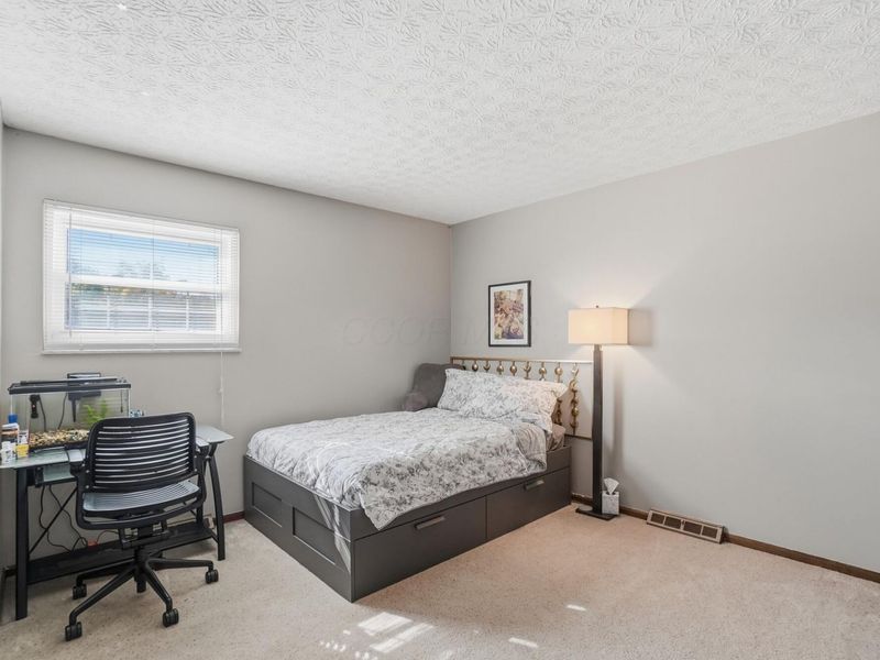 488 Clark State Road, Columbus, OH 43230 Photo 23