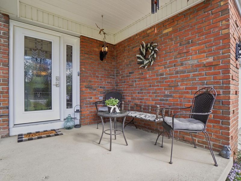 488 Clark State Road, Columbus, OH 43230 Photo 4