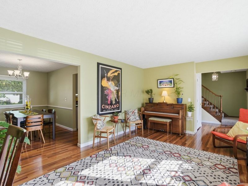 488 Clark State Road, Columbus, OH 43230 Photo 7