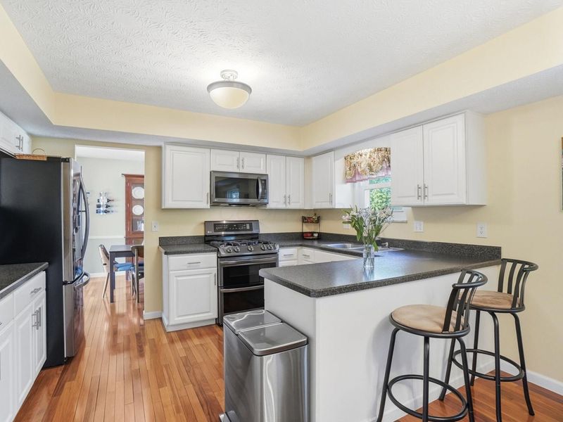 488 Clark State Road, Columbus, OH 43230 Photo 9