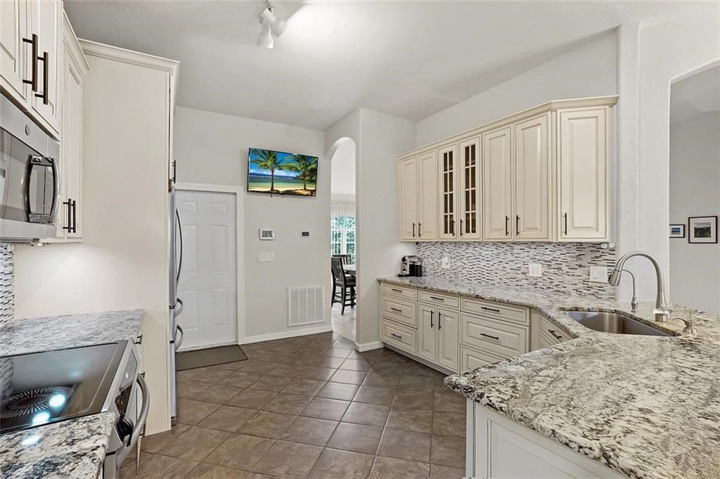 8015 97th Court, Vero Beach, FL 32967 Photo