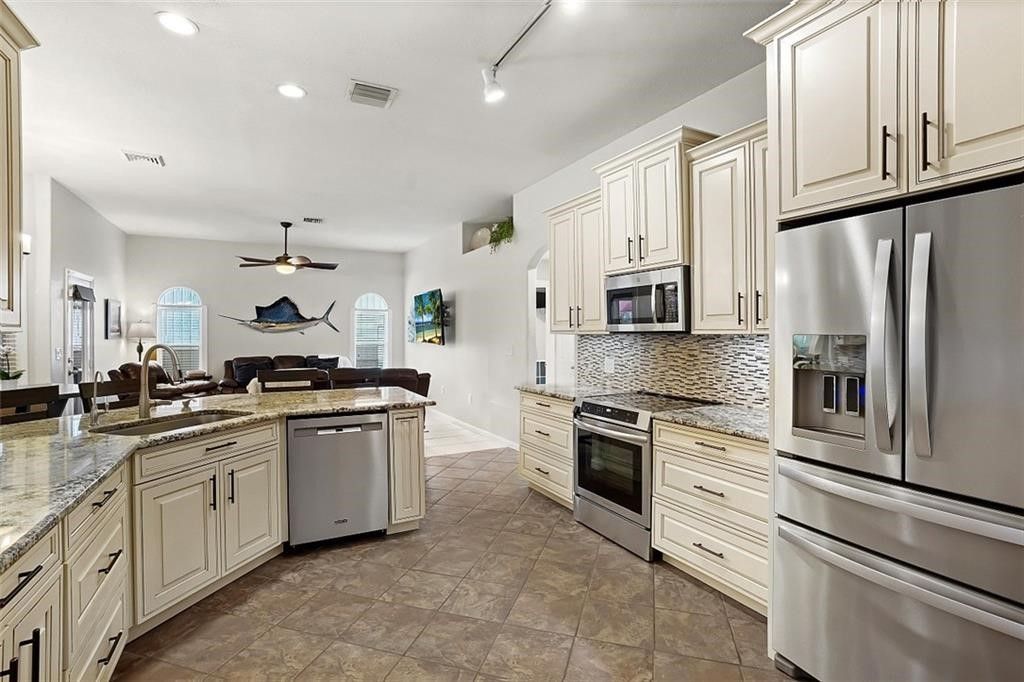 8015 97th Court, Vero Beach, FL 32967 Photo