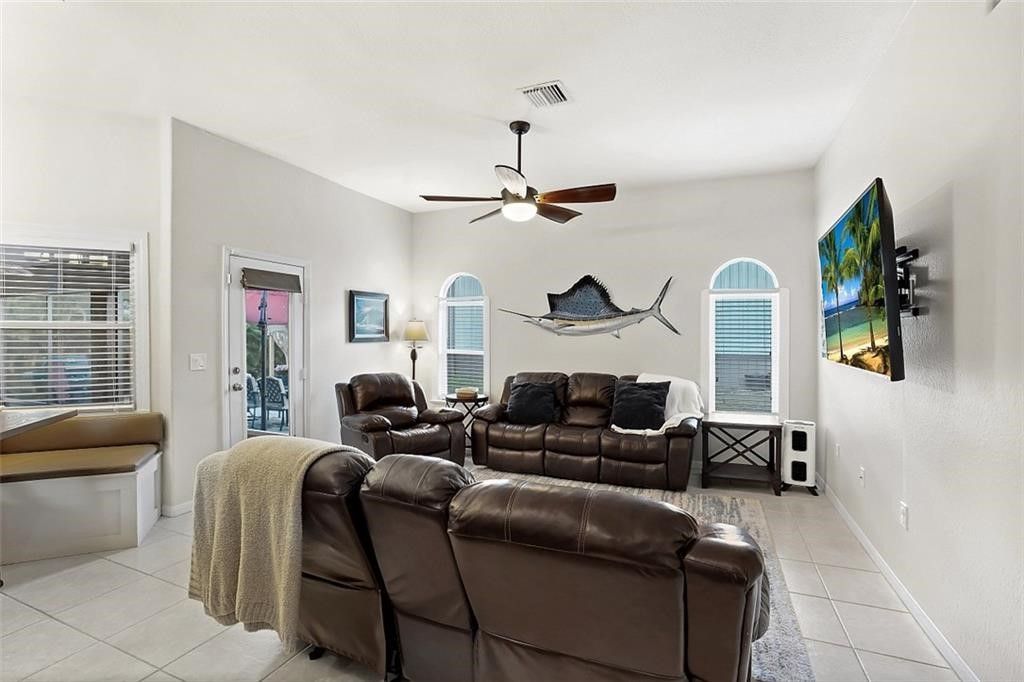 8015 97th Court, Vero Beach, FL 32967 Photo