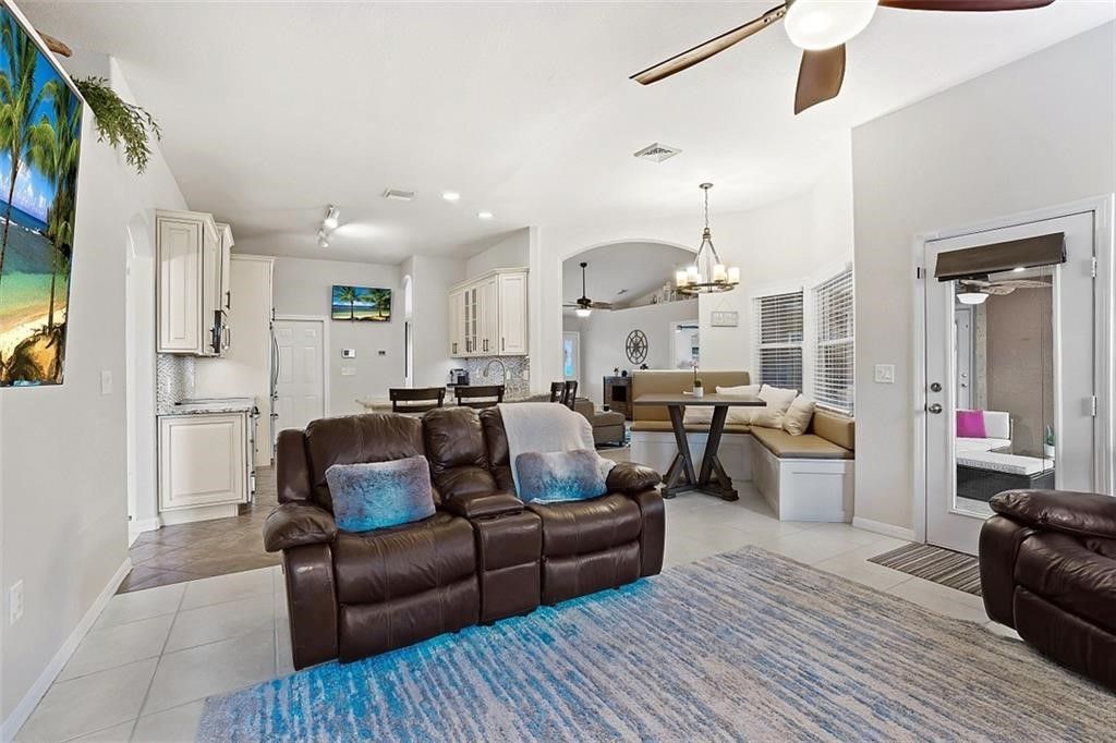 8015 97th Court, Vero Beach, FL 32967 Photo