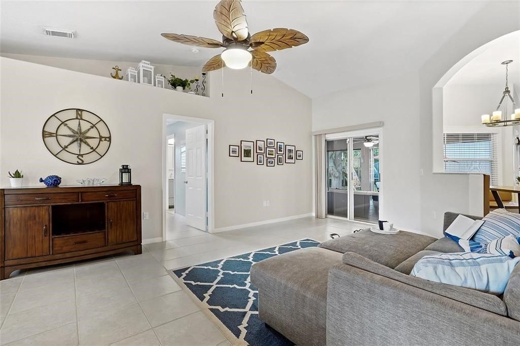 8015 97th Court, Vero Beach, FL 32967 Photo