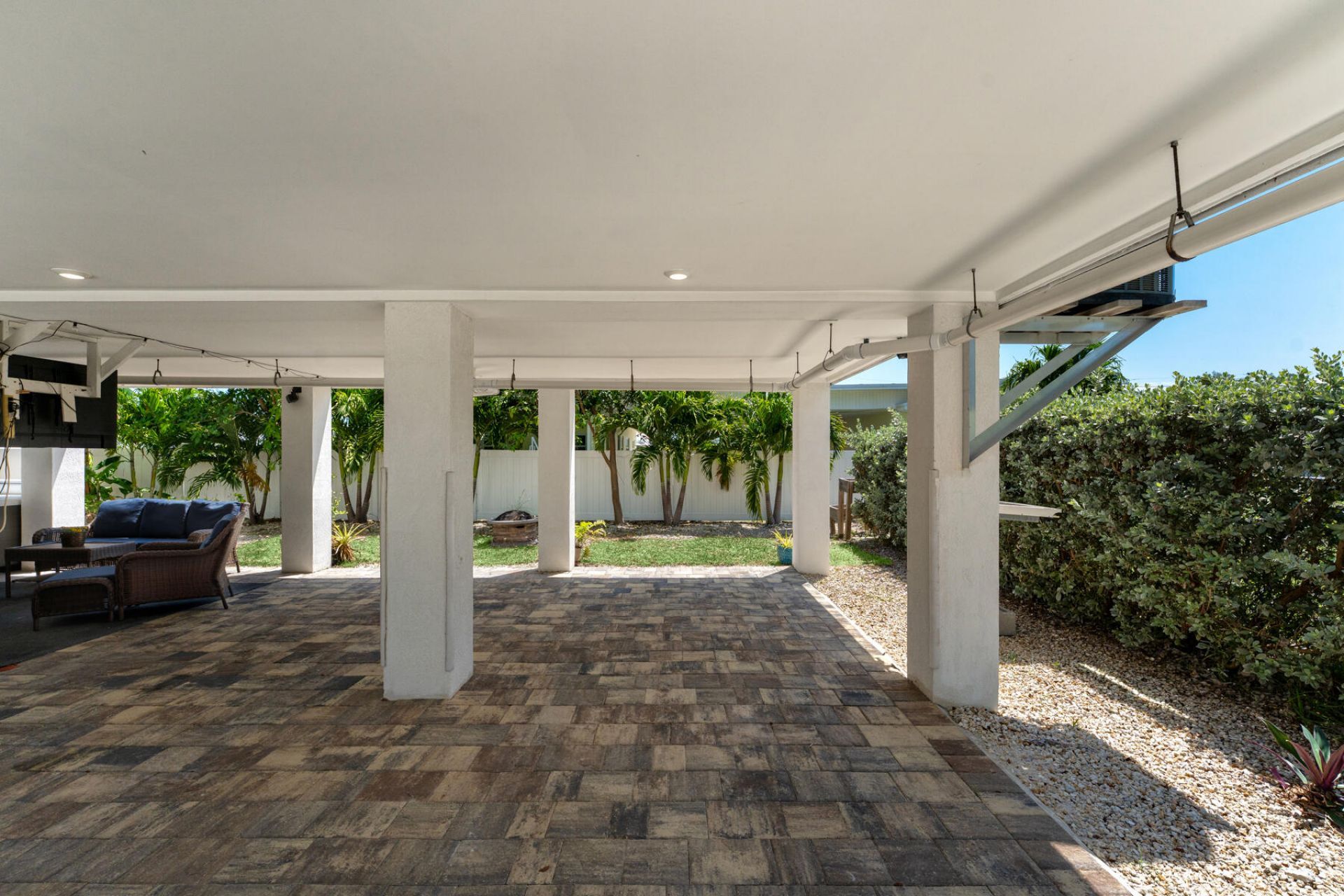 650 64th St Ocean Street, Marathon, FL 33050 Photo