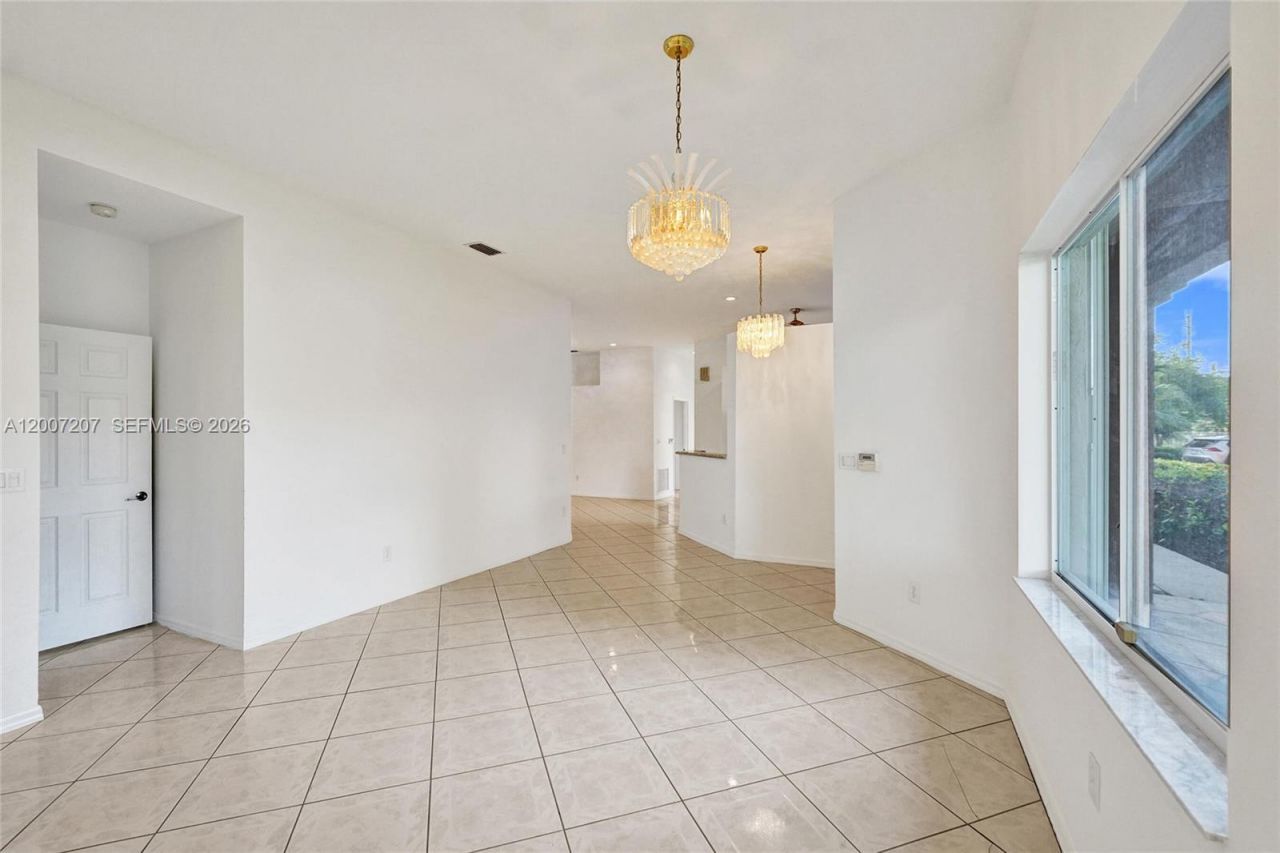 10131 Lombardy Dr, Tamarac, FL 33321 Photo