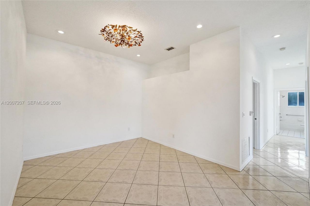 10131 Lombardy Dr, Tamarac, FL 33321 Photo