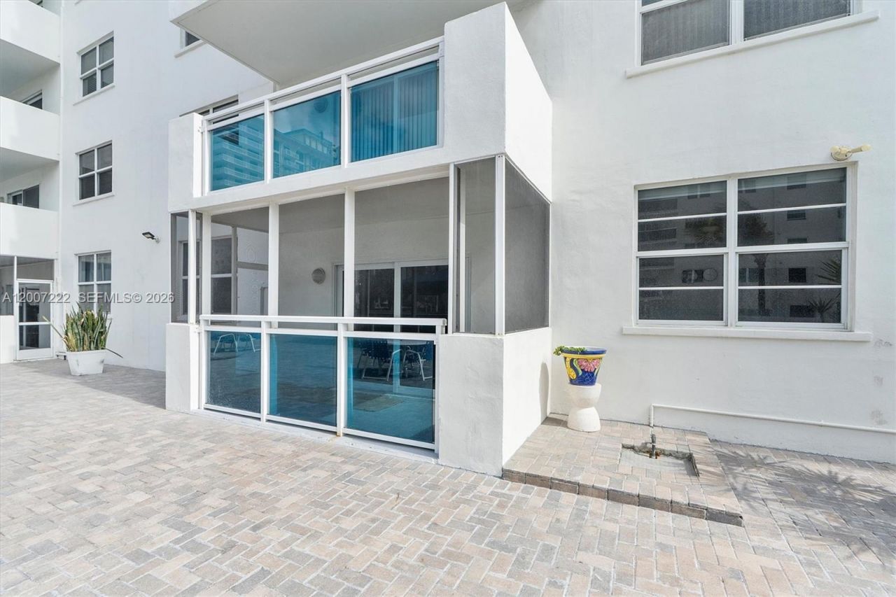 1701 S Ocean Dr, Unit 105, Hollywood, FL 33019 Photo