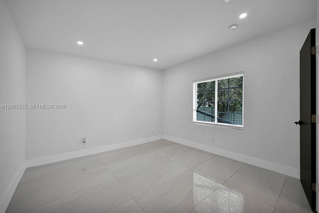 570 NW 48th St, Miami, FL 33127 Photo