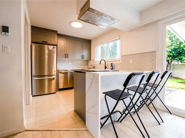 2860 Sooke Lake Rd , Unit 102, Langford, BC V9B 4R3