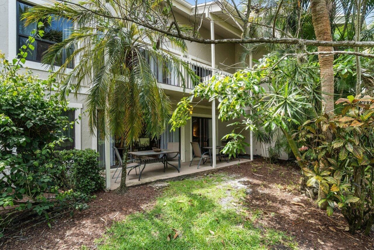 11863 Wimbledon Circle, Unit 407, Wellington, FL 33414 Photo