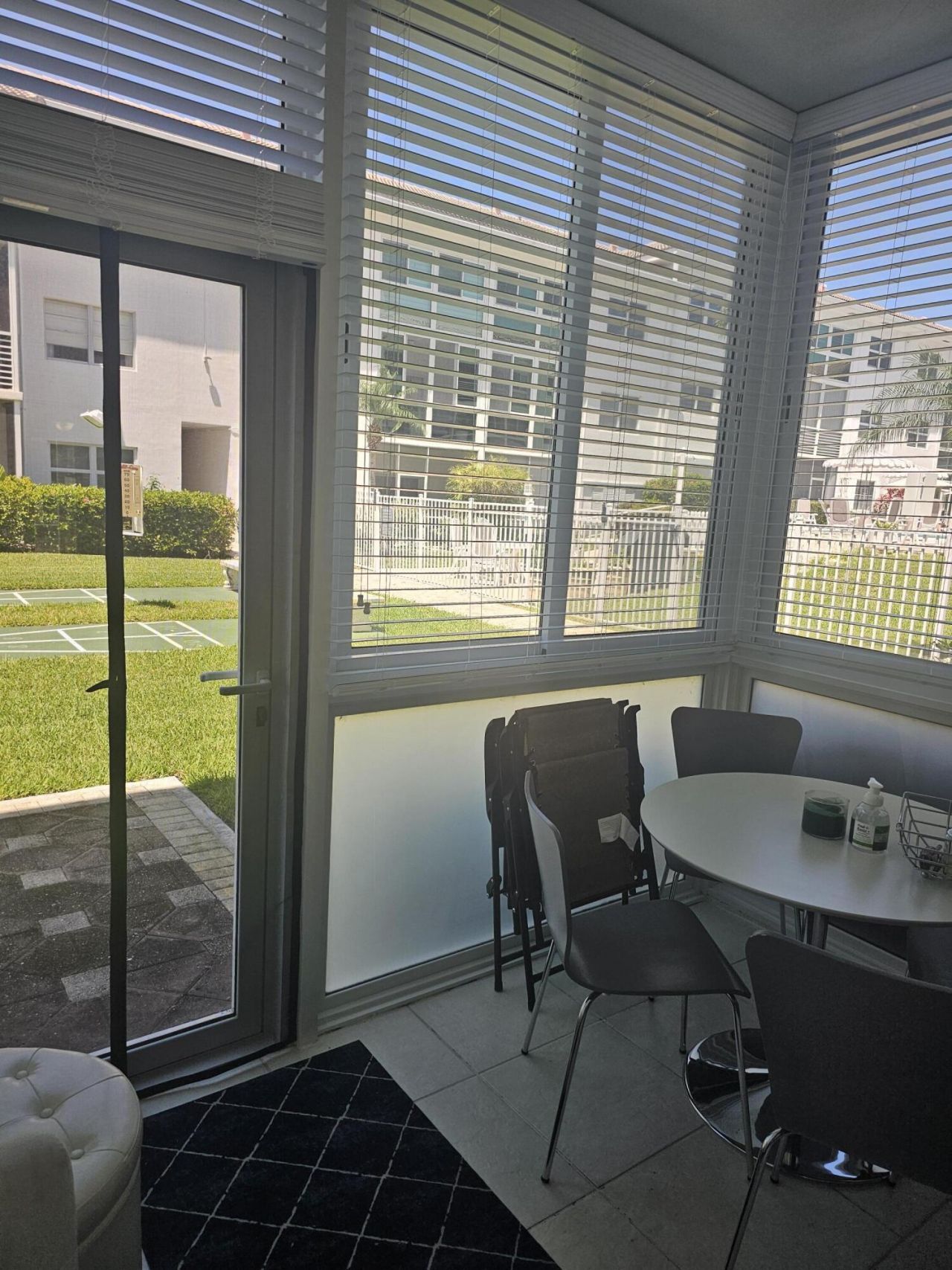1461 S Ocean Boulevard, Unit 107, Lauderdale by the Sea, FL 33062 Photo