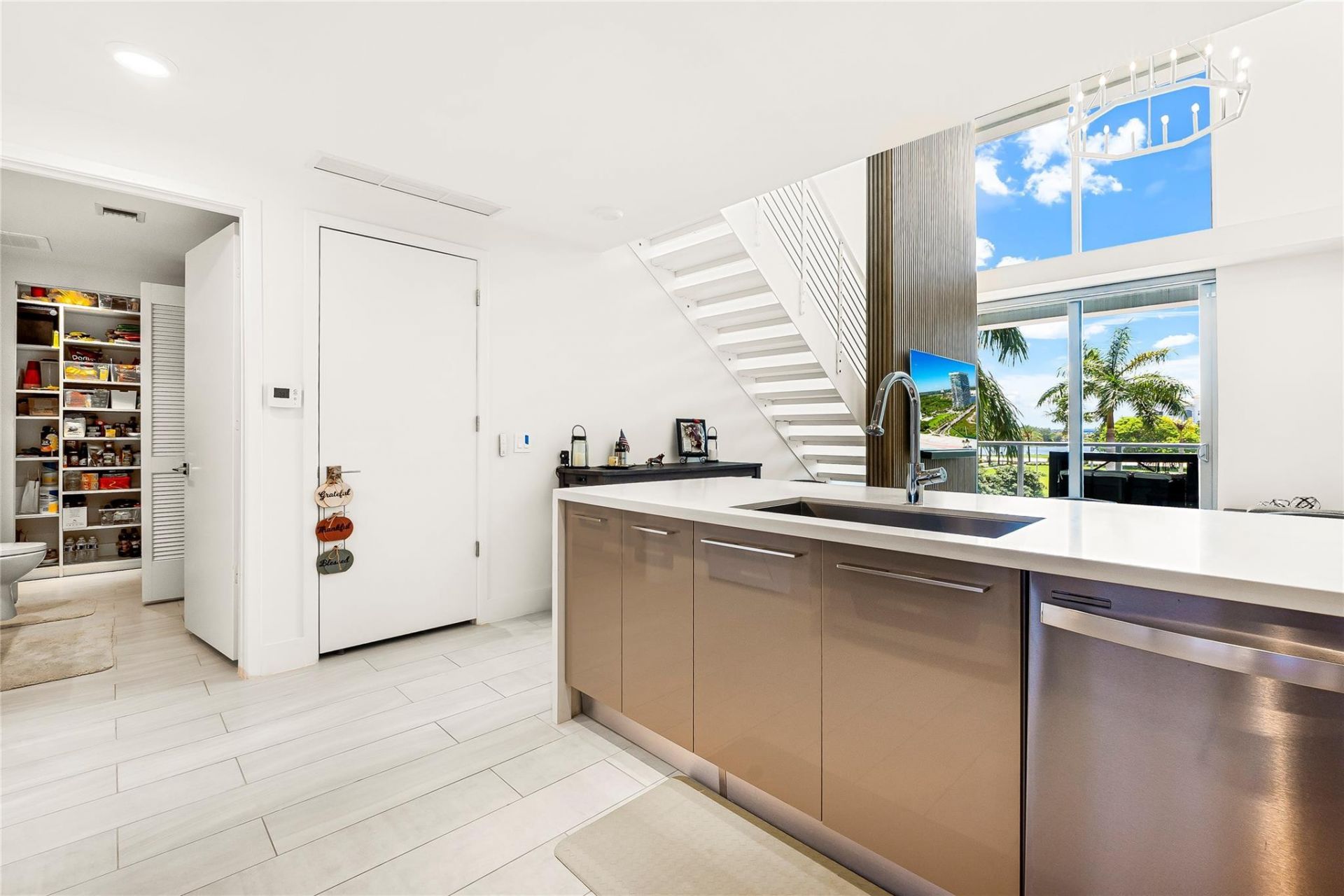 2000 Metropica Way, Unit 216, Sunrise, FL 33323 Photo