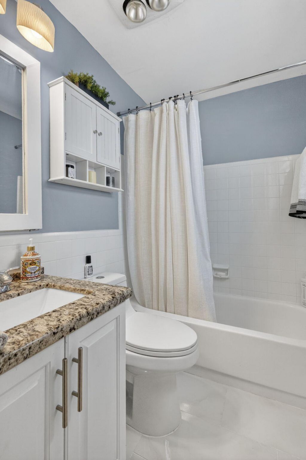 7005 NW 95th Terrace, Tamarac, FL 33321 Photo