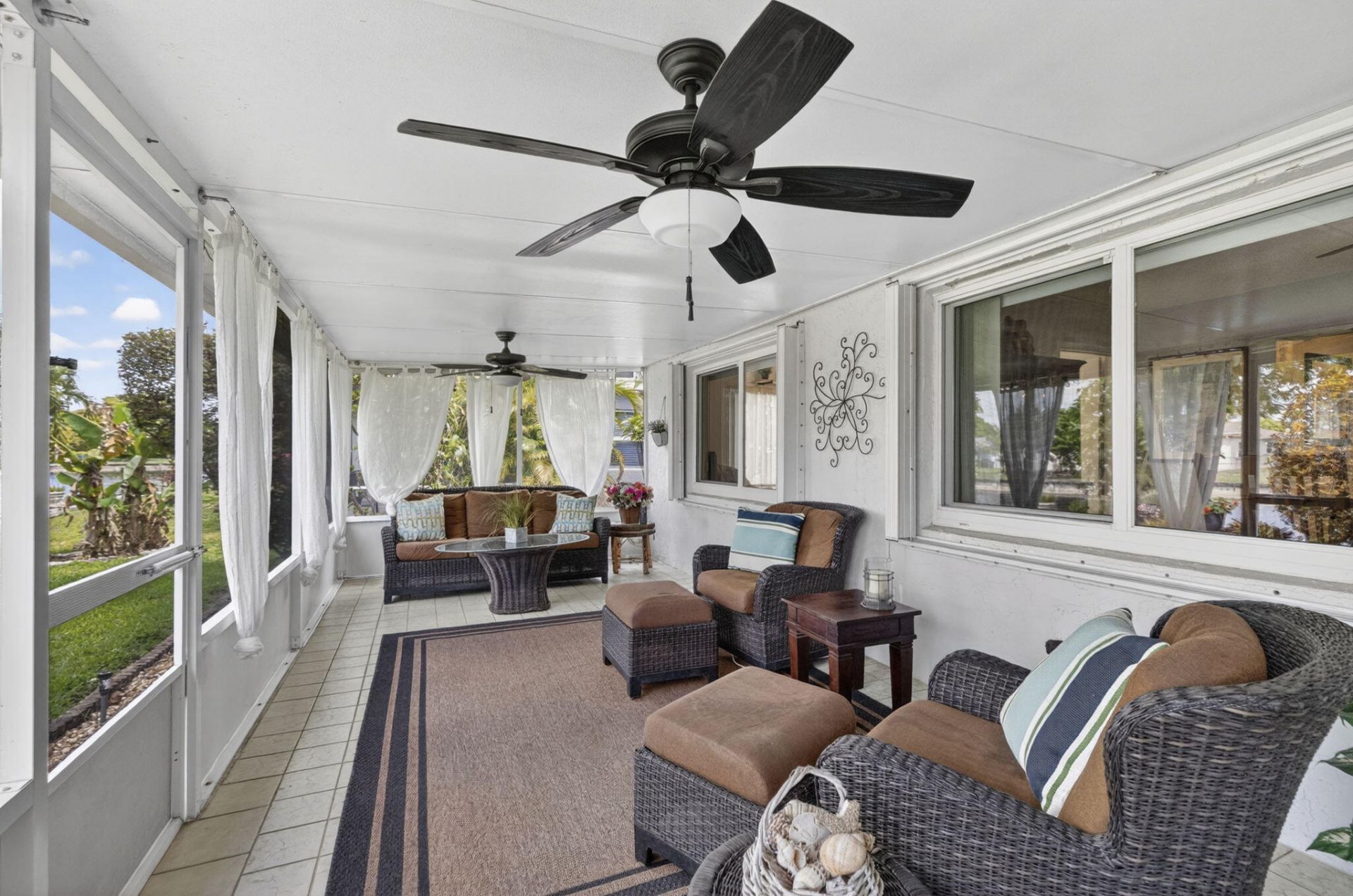 7005 NW 95th Terrace, Tamarac, FL 33321 Photo