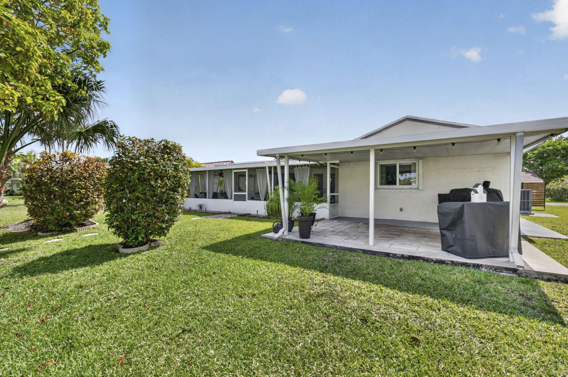 7005 NW 95th Terrace, Tamarac, FL 33321 Photo