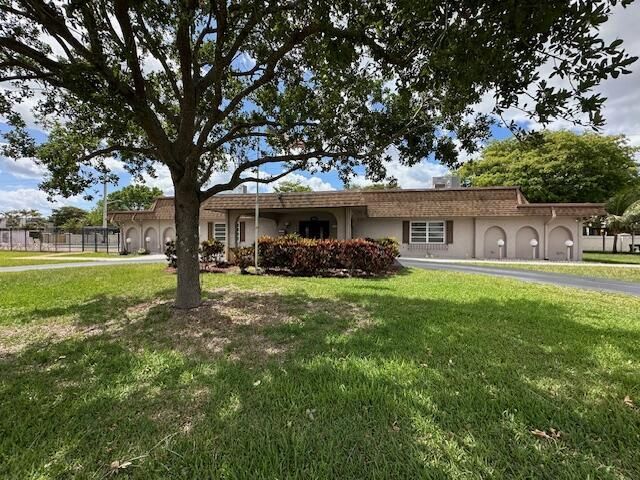 7005 NW 95th Terrace, Tamarac, FL 33321 Photo
