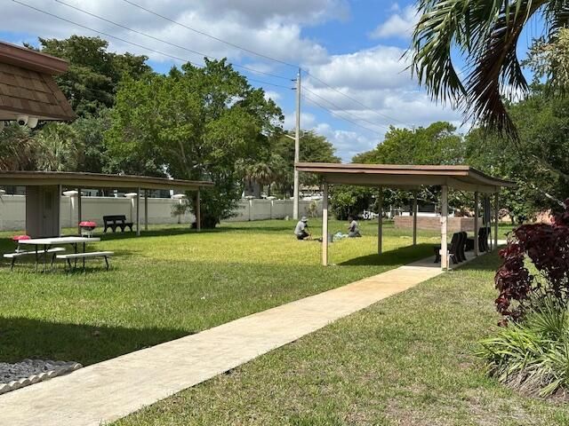 7005 NW 95th Terrace, Tamarac, FL 33321 Photo