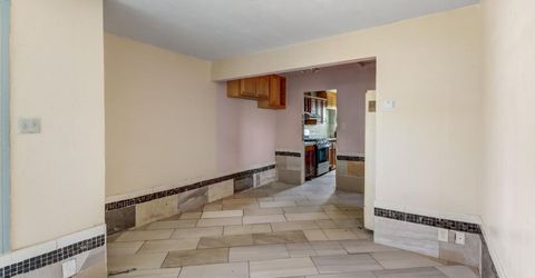 2585 Beaumont St, Sacramento, CA 95815 Photo