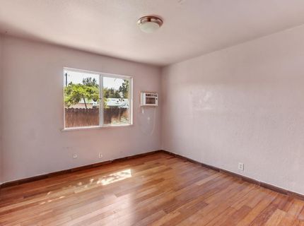 2585 Beaumont St, Sacramento, CA 95815 Photo