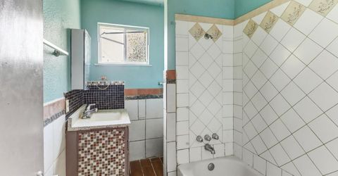 2585 Beaumont St, Sacramento, CA 95815 Photo