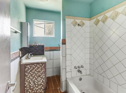 2585 Beaumont St, Sacramento, CA 95815 Photo