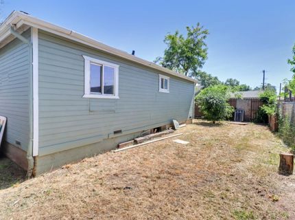 2585 Beaumont St, Sacramento, CA 95815 Photo