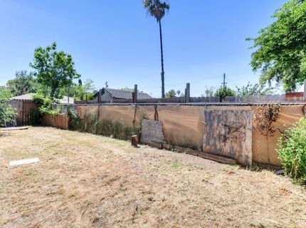 2585 Beaumont St, Sacramento, CA 95815 Photo