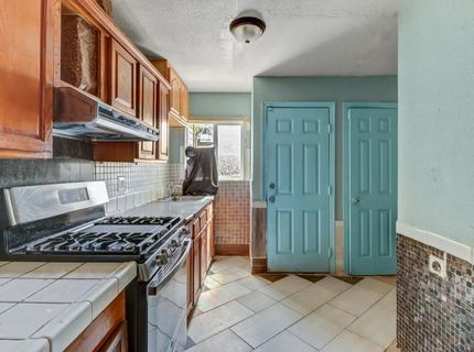 2585 Beaumont St, Sacramento, CA 95815 Photo