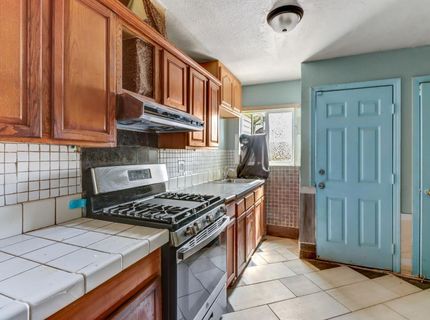 2585 Beaumont St, Sacramento, CA 95815 Photo