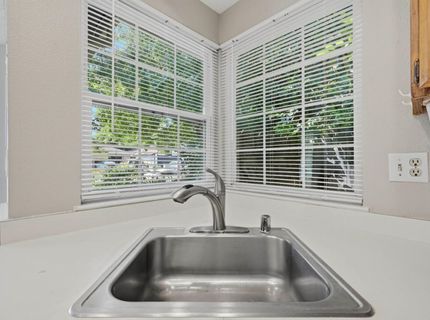 3008 Funston Dr, Sacramento, CA 95833 Photo