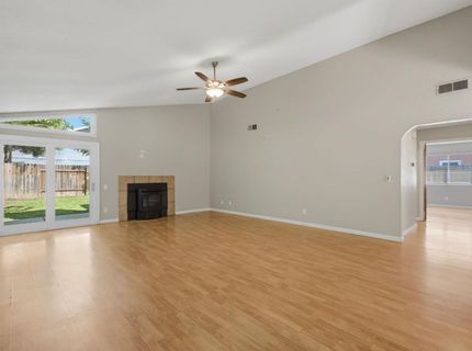 3008 Funston Dr, Sacramento, CA 95833 Photo