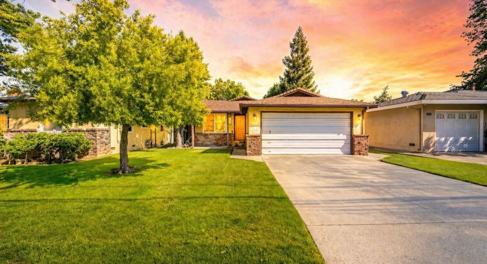 6411 18th Ave, Sacramento, CA 95820 Photo