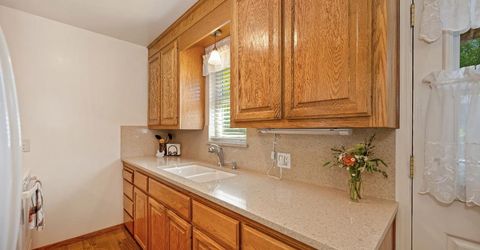 6411 18th Ave, Sacramento, CA 95820 Photo