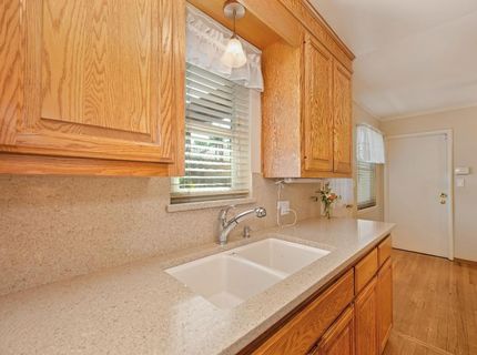 6411 18th Ave, Sacramento, CA 95820 Photo