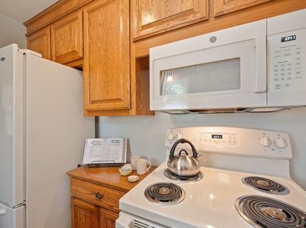 6411 18th Ave, Sacramento, CA 95820 Photo