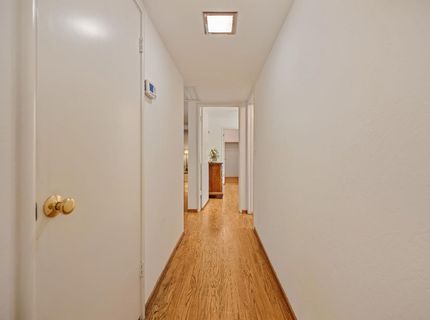 6411 18th Ave, Sacramento, CA 95820 Photo