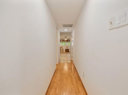 6411 18th Ave, Sacramento, CA 95820 Photo