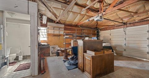 6411 18th Ave, Sacramento, CA 95820 Photo