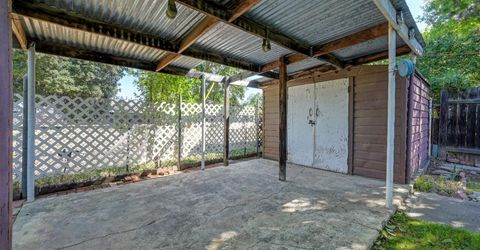 6411 18th Ave, Sacramento, CA 95820 Photo