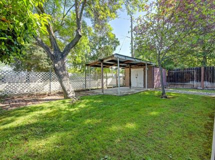 6411 18th Ave, Sacramento, CA 95820 Photo