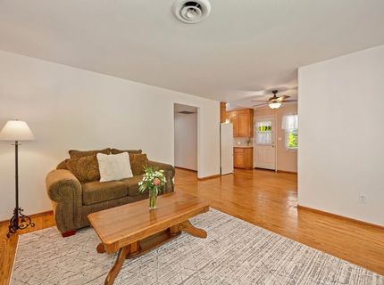 6411 18th Ave, Sacramento, CA 95820 Photo