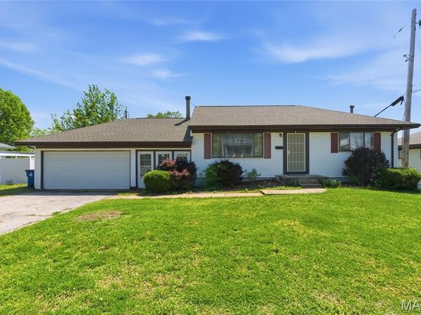 2430 Telegraph Road, St Louis, MO 63125