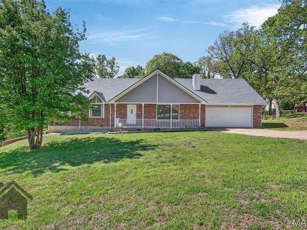 100 LaSalle Drive, Waynesville, MO 65583