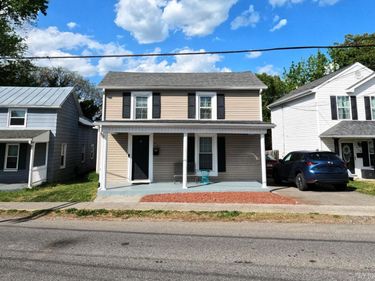 932 Bedford Road, Vinton, VA 24179